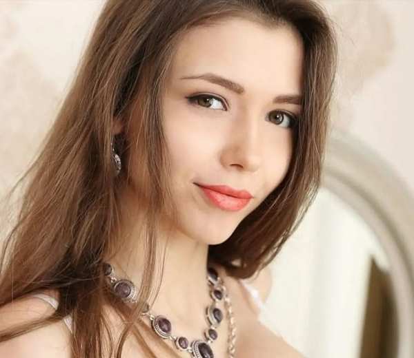 Mila Azul Wiki Age, Height, Photos & Net Worth