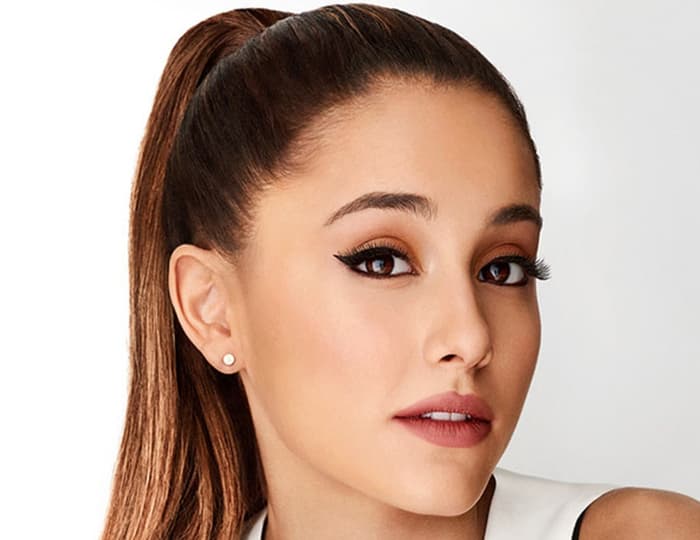 Ariana Grande Height Weight Bio Wiki Age Instagram Photo